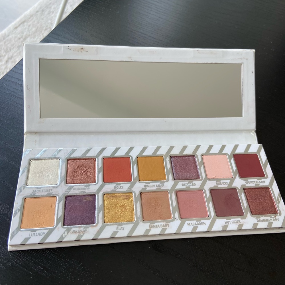 Kylie Cosmetics- Kylie Cosmetics Nice or Naughty palettes.